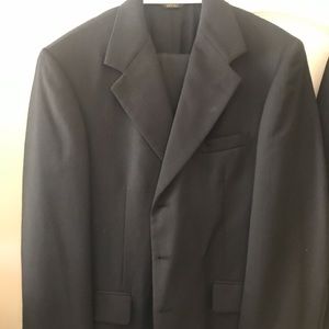 John Henry Suit w/ 3-Button Jacket and Slacks